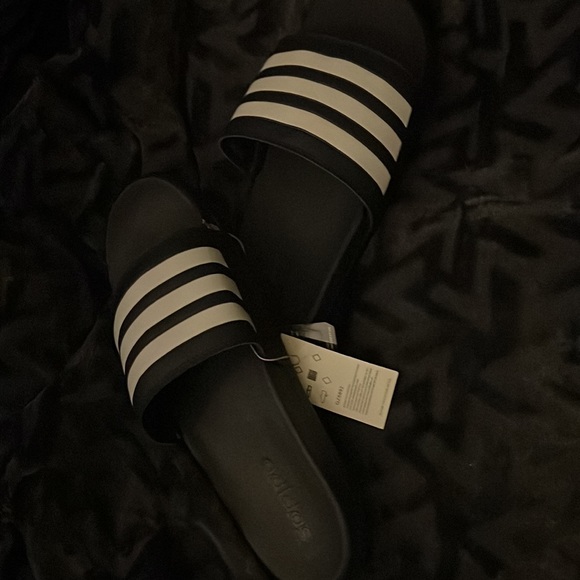 NWT Addias athletic shoes with tags🌸🌸🌸 - Picture 6 of 6